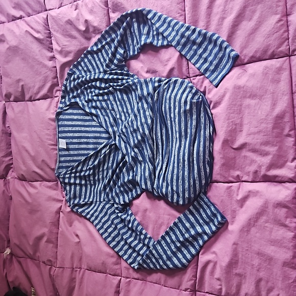 Blue & Gray Striped Long Sleeve Avon Wrap Top w Attached Infinity Scarf size S/M - Picture 2 of 7